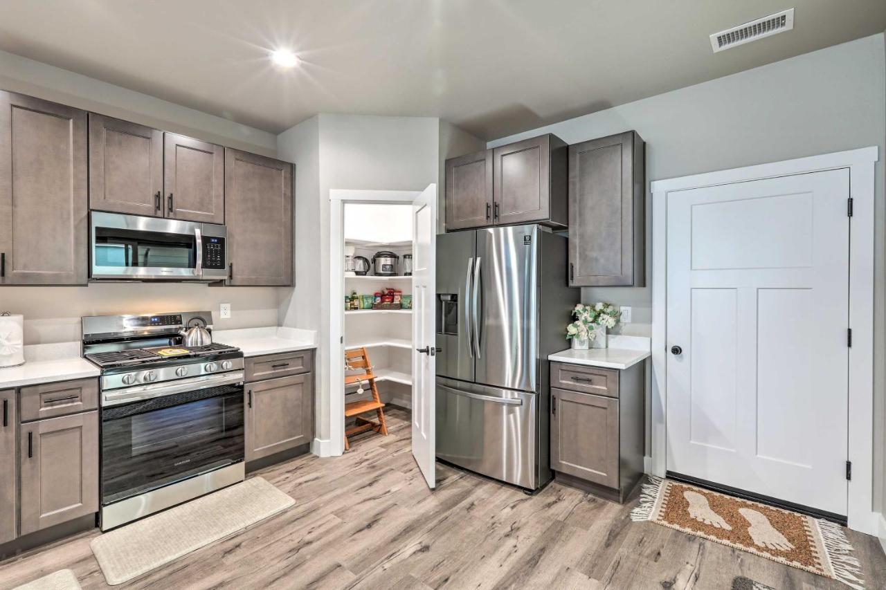 Modern Flagstaff Home, 4 Mi To Downtown! Eksteriør billede